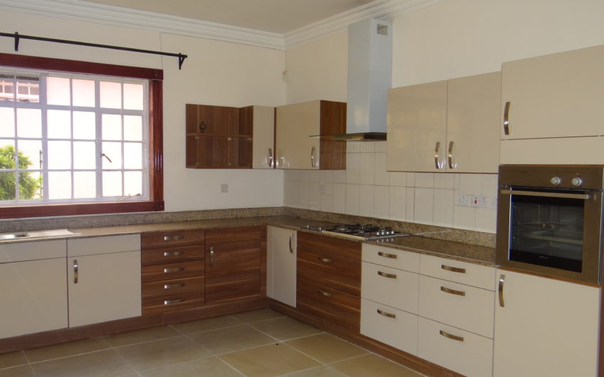 4 Bedroom Town house in Lavington