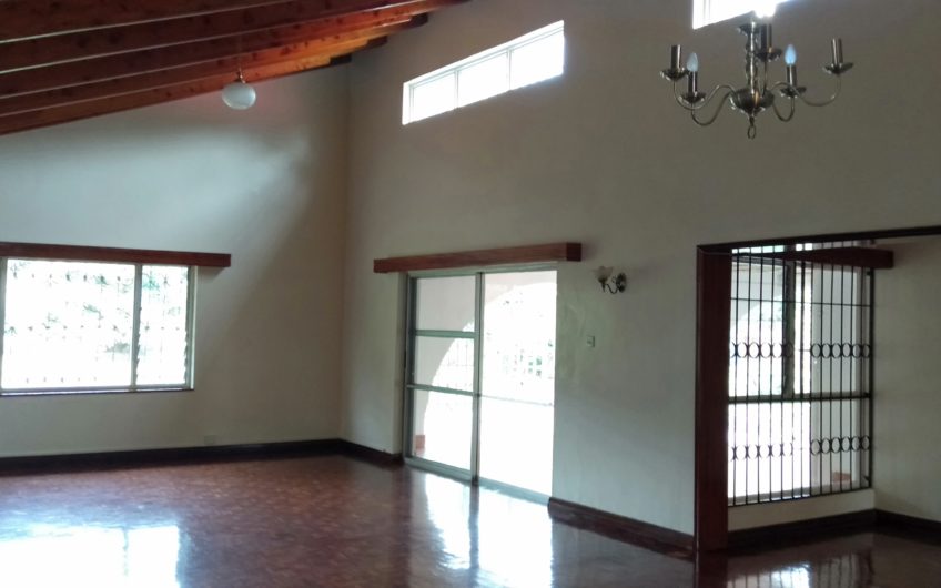 A 4Bedroom Bungalow to let   located in Runda .It has a spacious Livingroom and dining area .The Master Bedroom is ensuite with the rest of the bedrooms sharing the bathroom. The garden is mature with patches of flowers making beautiful shrubs with grass  covering up the rest of the compound.