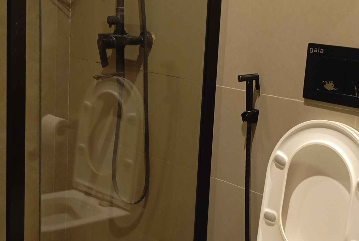 A TWO BEDROOM FURNISHED APARTMENT TO LET IN WESTLANDS