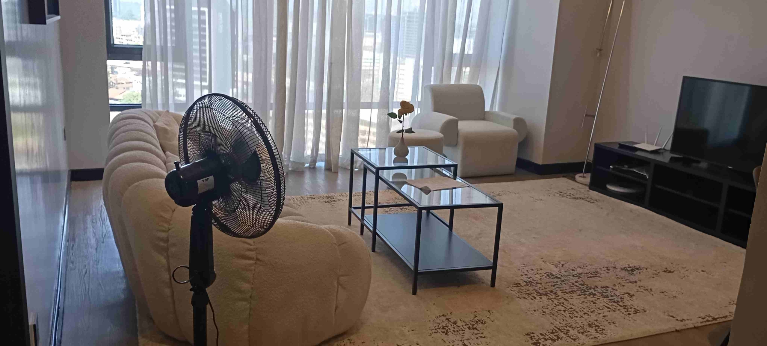 IMG_20251202_133020_11zon A TWO BEDROOM FURNISHED APARTMENT TO LET IN WESTLANDS