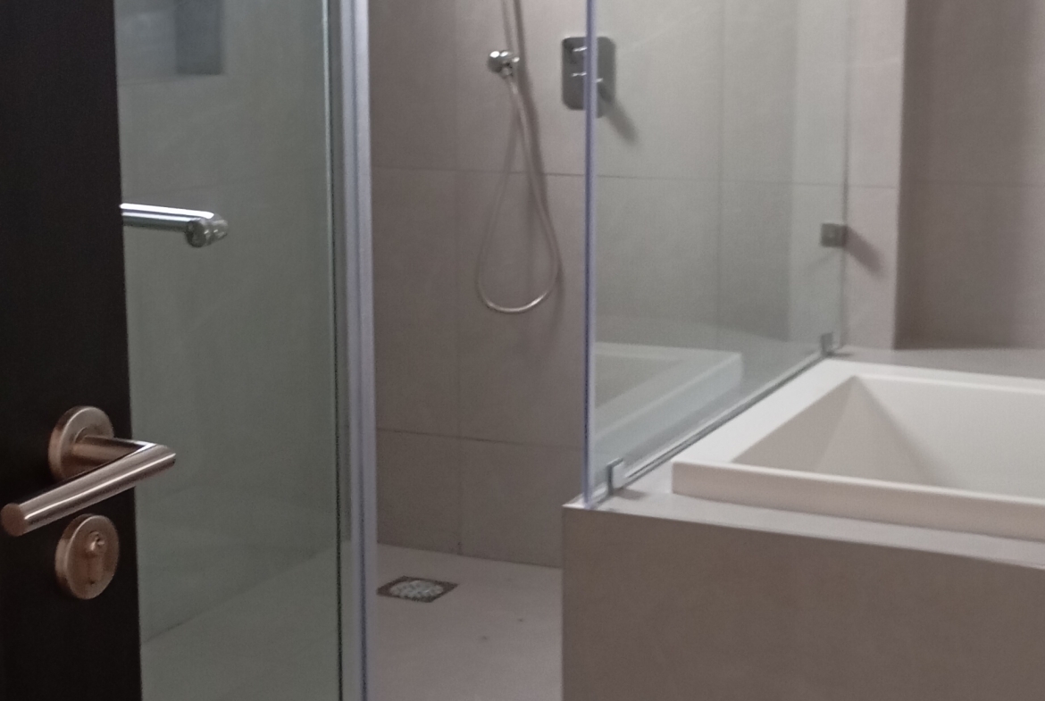 A 2 Bedroom plus SQ (1700SQFT) For sale in General Mathenge