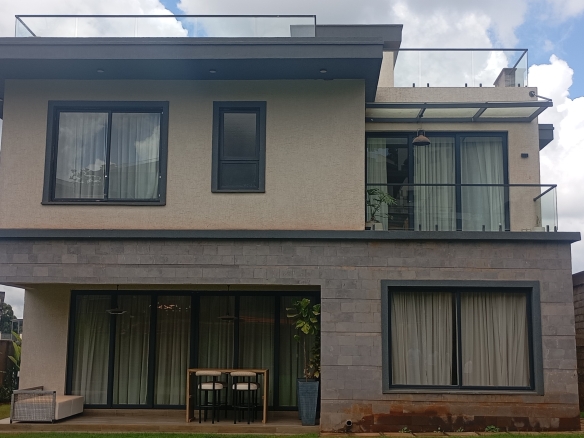 A FOUR BEDROOM TOWNHOUSE FOR SALE IN LORESHO