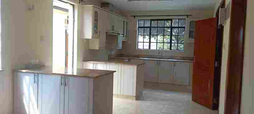 Exquisite 4-Bedroom All-Ensuite House to Let in Runda