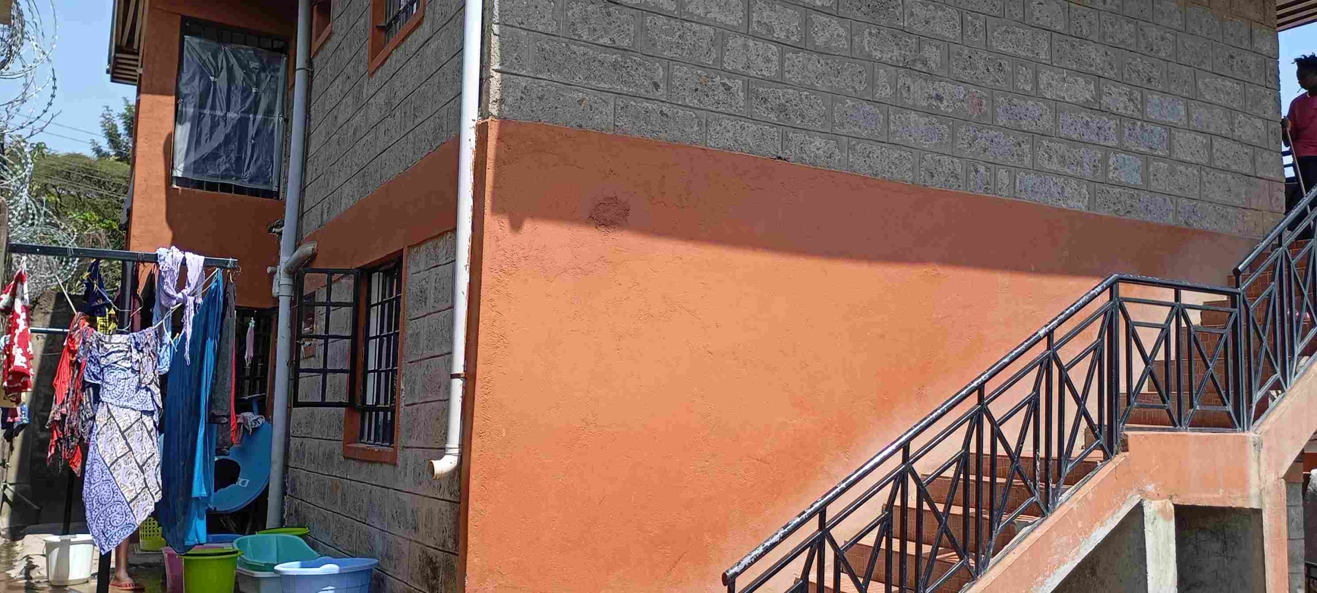 A BUNGALOW(WITH AN EXTENSION OF APARTMENTS) FOR SALE IN ONGATA RONGAI