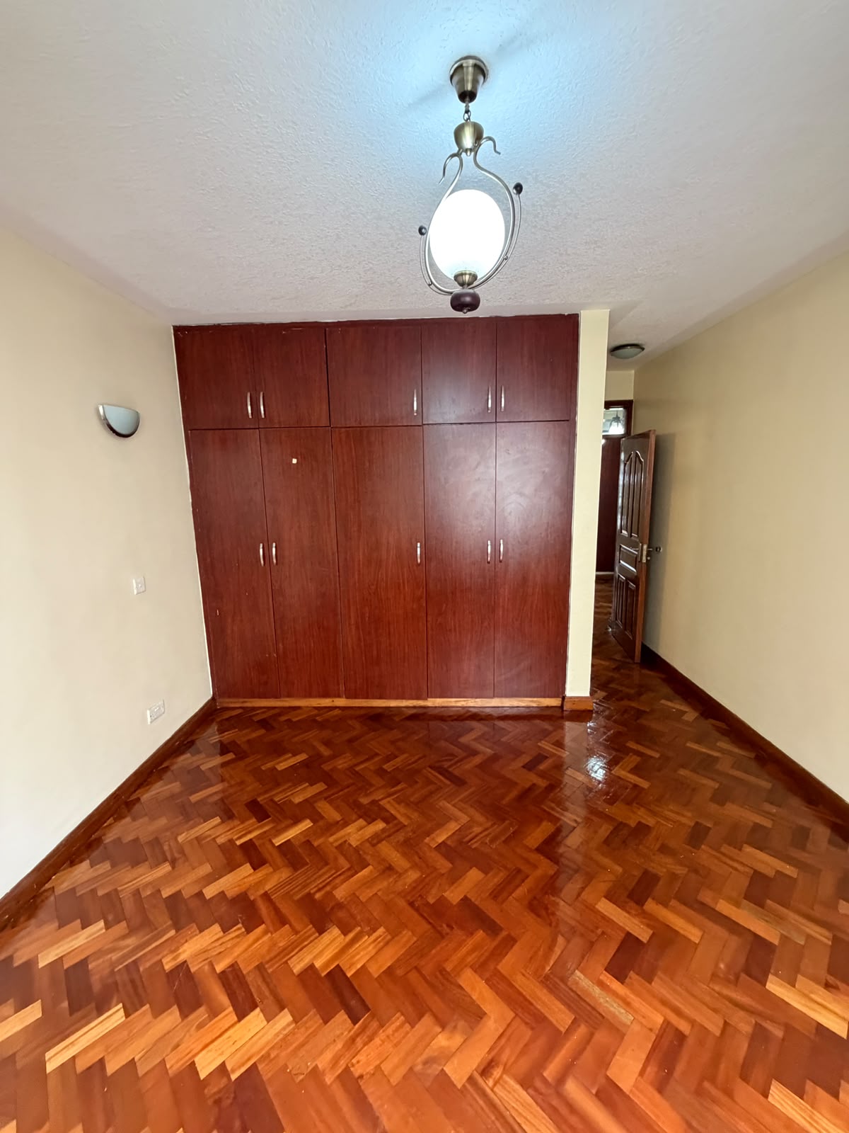 WhatsApp Image 2026-08-05 at 20.23.18 (1) A 3 Bedroom apartment for sale in Lavington