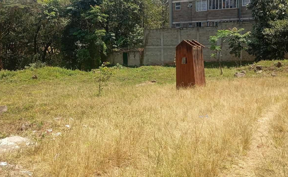 ONE ACRE LAND FOR SALE IN RIVERSIDE -CHIROMO AREA