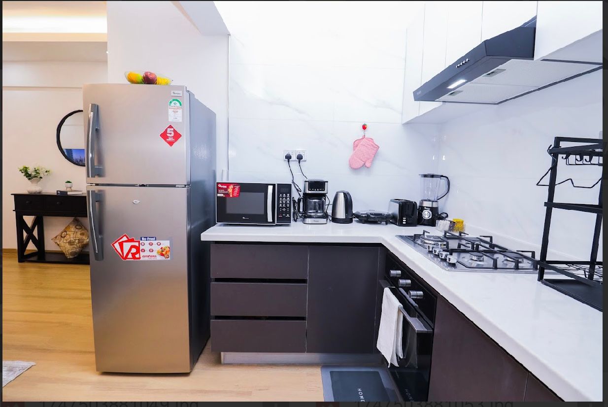A TWO BEDROOM FURNISHED APARTMENT TO LET IN WESTLANDS