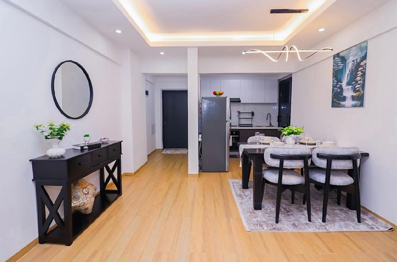 A TWO BEDROOM FURNISHED APARTMENT TO LET IN WESTLANDS