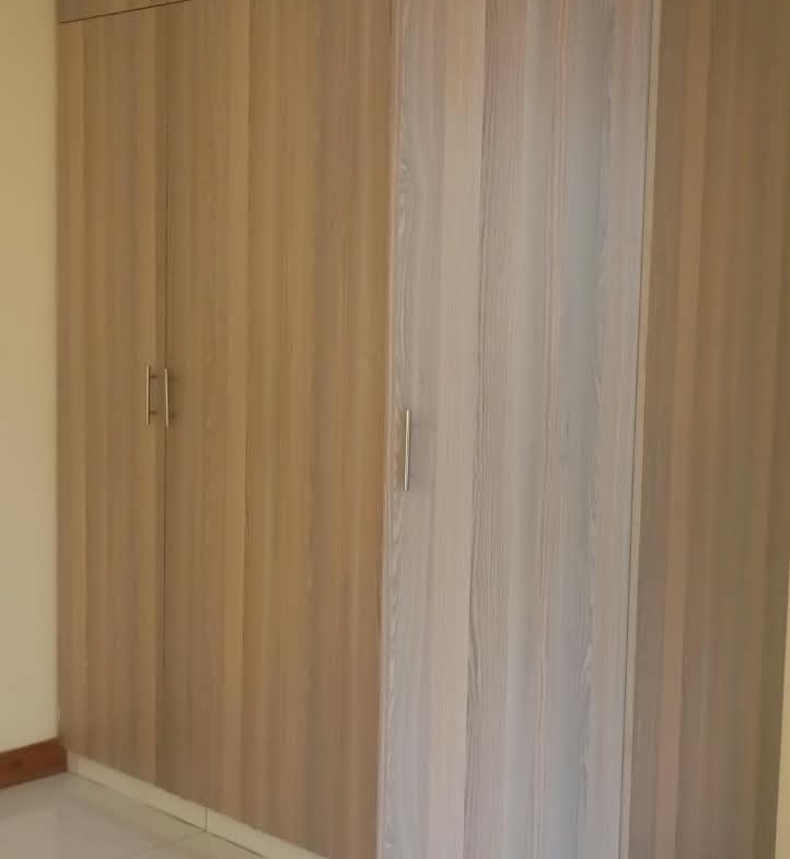 A Three Bedroom apartment for sale in Thindigua