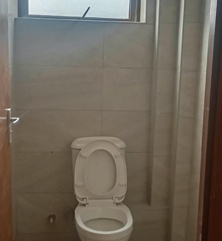 A Three Bedroom apartment for sale in Thindigua