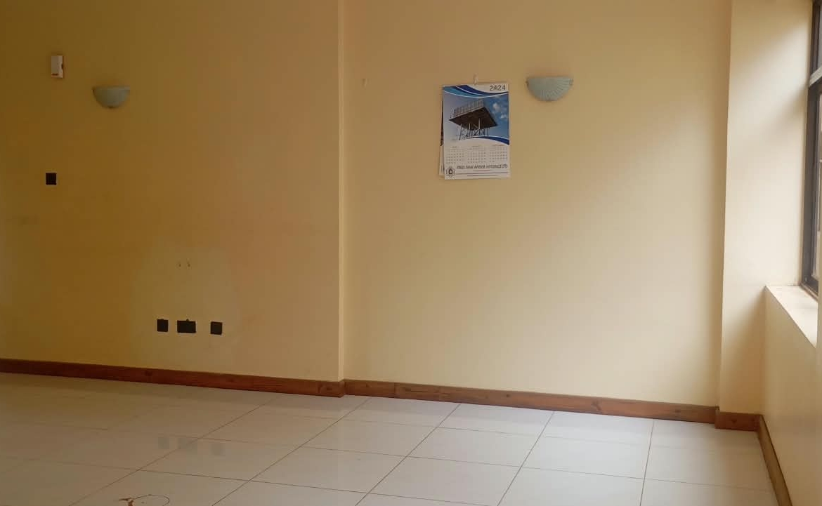 A Three Bedroom apartment for sale in Thindigua