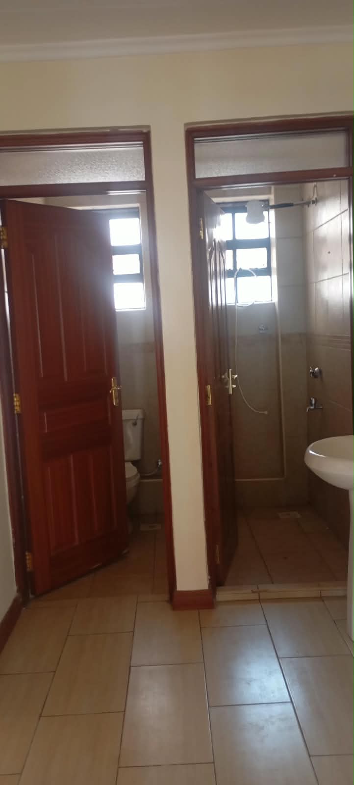 WhatsApp Image 2026-09-10 at 11.28.17 (2) A 3 Bedroom apartment to let in Thindigua