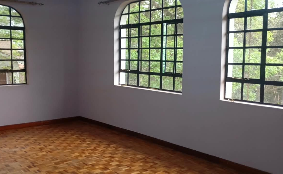 A 4 Bedroom Standalone Mansion to let in Kiambu Road