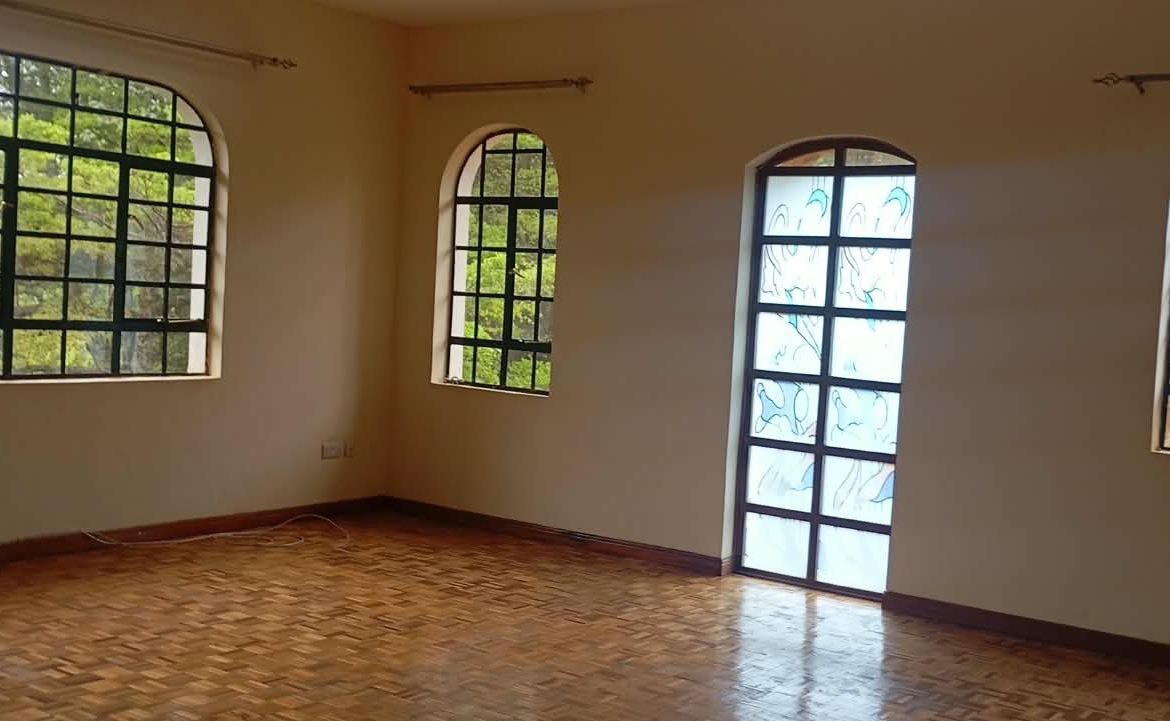 A 4 Bedroom Standalone Mansion to let in Kiambu Road