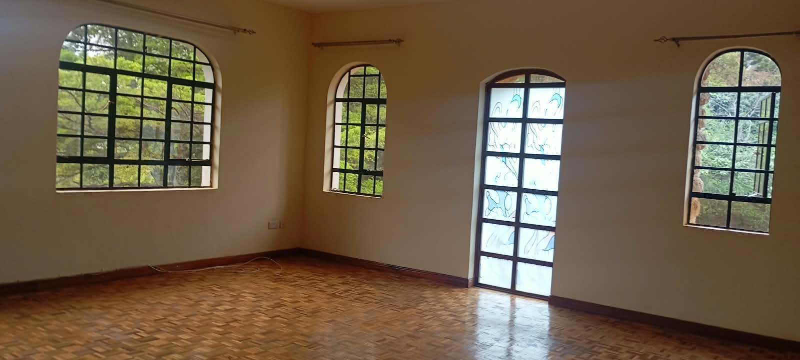 WhatsApp Image 2026-09-15 at 15.49.17 A 4 Bedroom Standalone Mansion to let in Kiambu Road