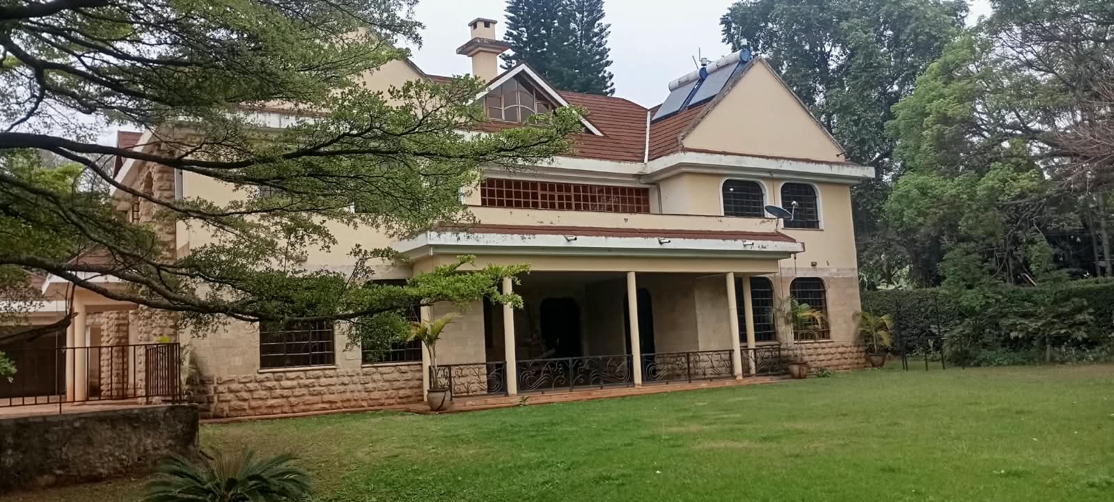 WhatsApp Image 2026-09-15 at 15.49.20 A 4 Bedroom Standalone Mansion to let in Kiambu Road