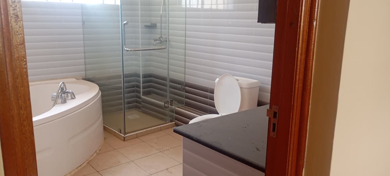 WhatsApp Image 2026-10-19 at 10.00.11 (1) A 4 Bedroom Townhouse to let in Kitisuru-Kirawa Road