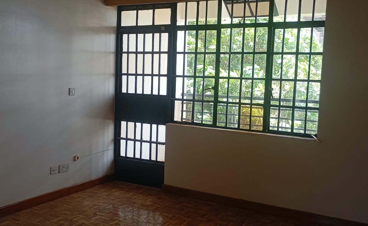 A 4 Bedroom Townhouse to let in Kitisuru-Kirawa Road